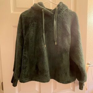 OLD NAVY Women's pullover cropped hooded sweater green size MP used